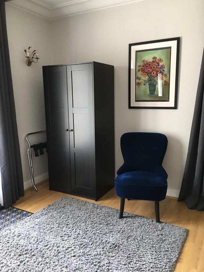 La Tour De Saint Cyr Bed & Breakfast Bagian luar foto